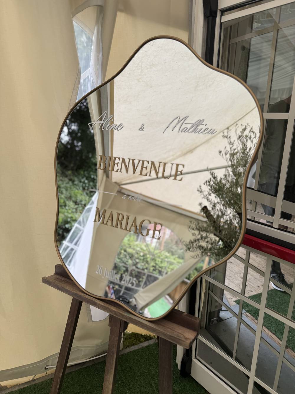 Location miroir organique doré «bienvenue» 80x90 personnalisé